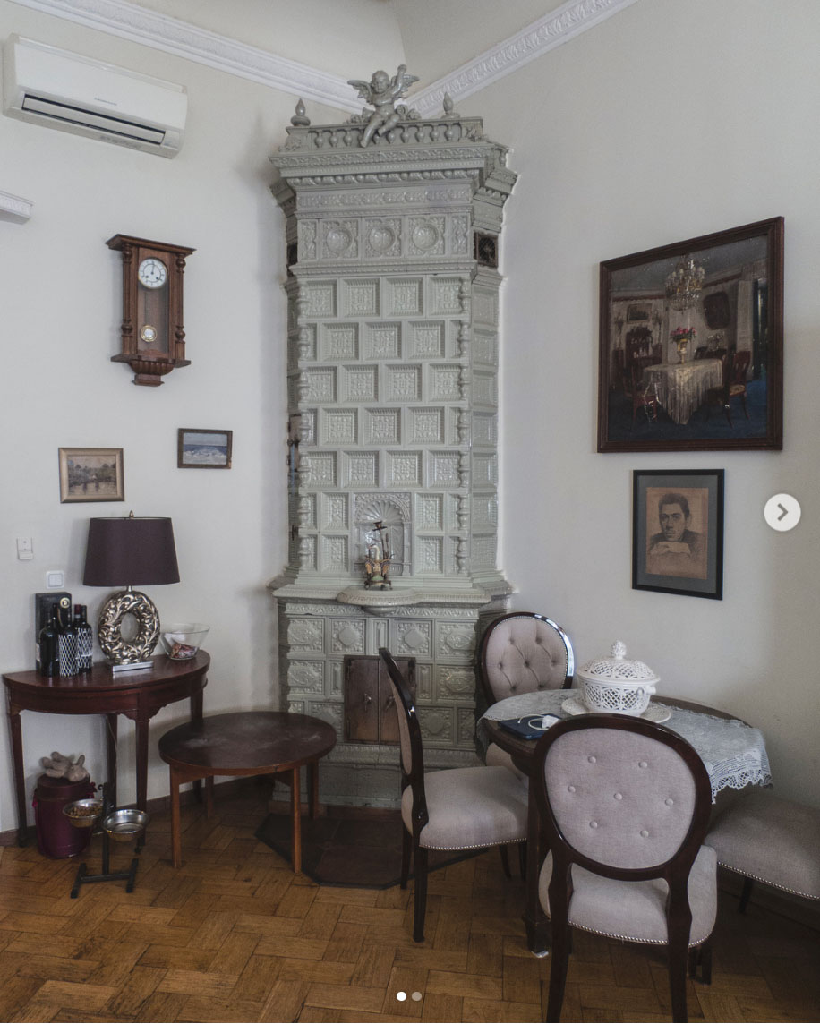 Imperial style St Petersburg apartments still exist! Trans Siberian